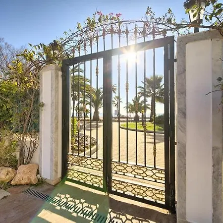 First Line In Puerto Banus Apartamento