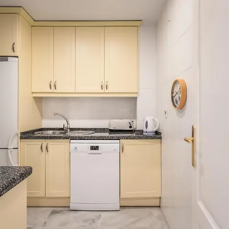 Apartment First Line In Puerto Banus