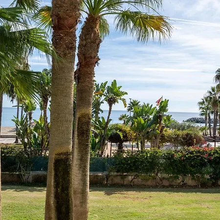 Apartment First Line In Puerto Banus Marbella